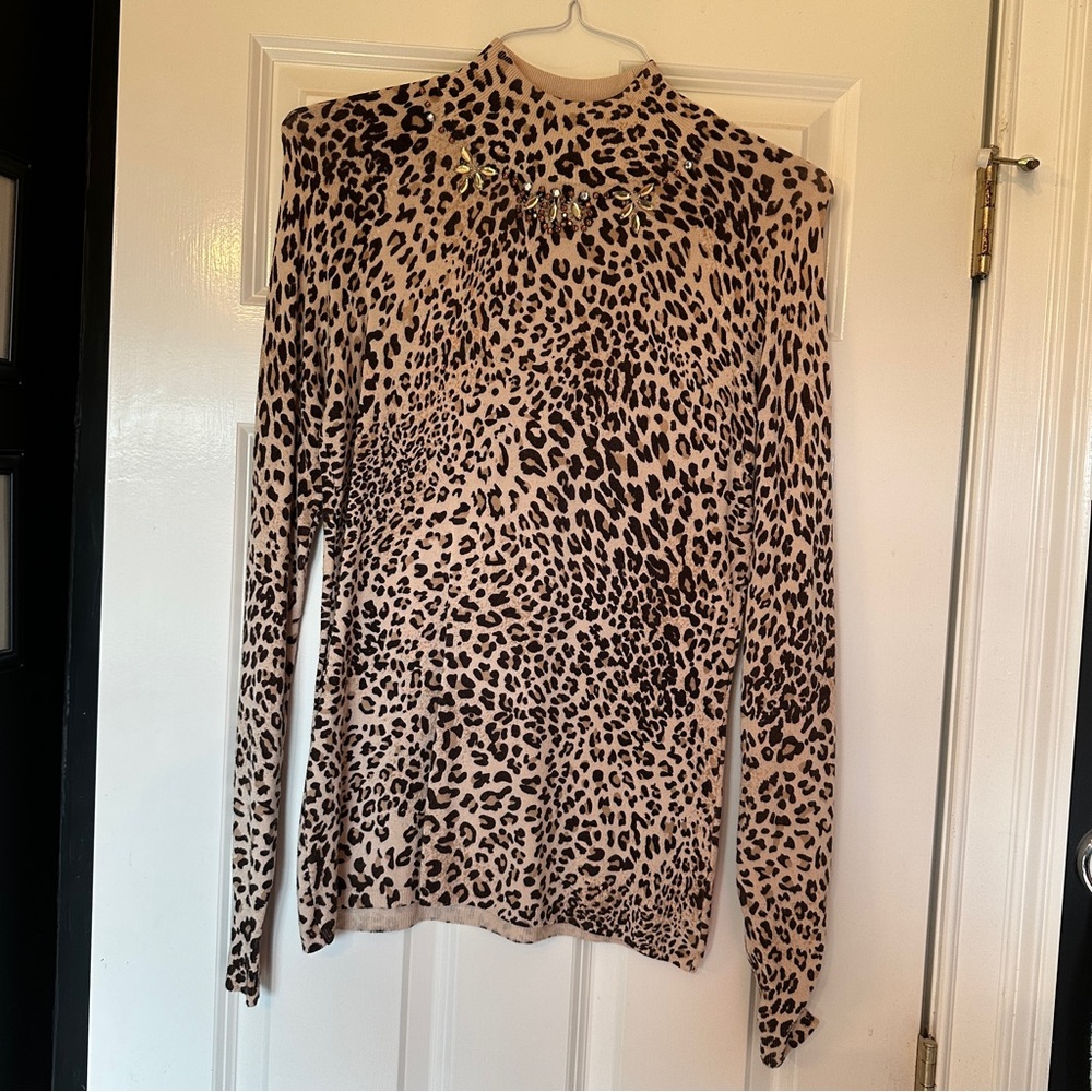 Cheetah turtleneck